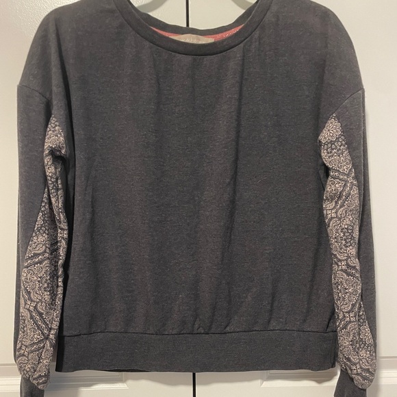 Colsie Woman S Gray Leopard Print crop cute style boho vintage animal - Picture 5 of 5